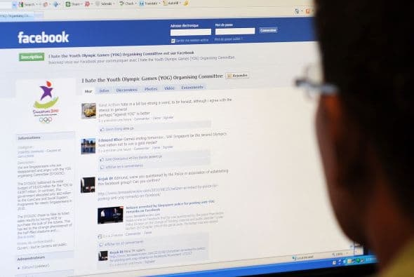 Los ingresos anuales de Facebook se estiman en torno a $5 mil millones, frente a los $36 mil millones de Google o más de $108 mil millones de Apple, según la agencia AFP.