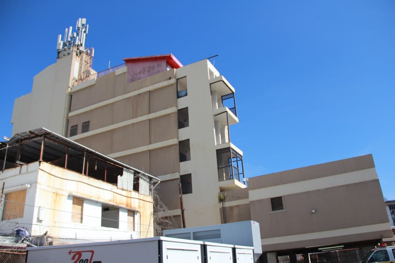 Otro grupo de empleados se mantendrá realizando trabajo remoto, por la naturaleza de las tareas que les han sido asignadas y para preservar el distanciamiento físico.