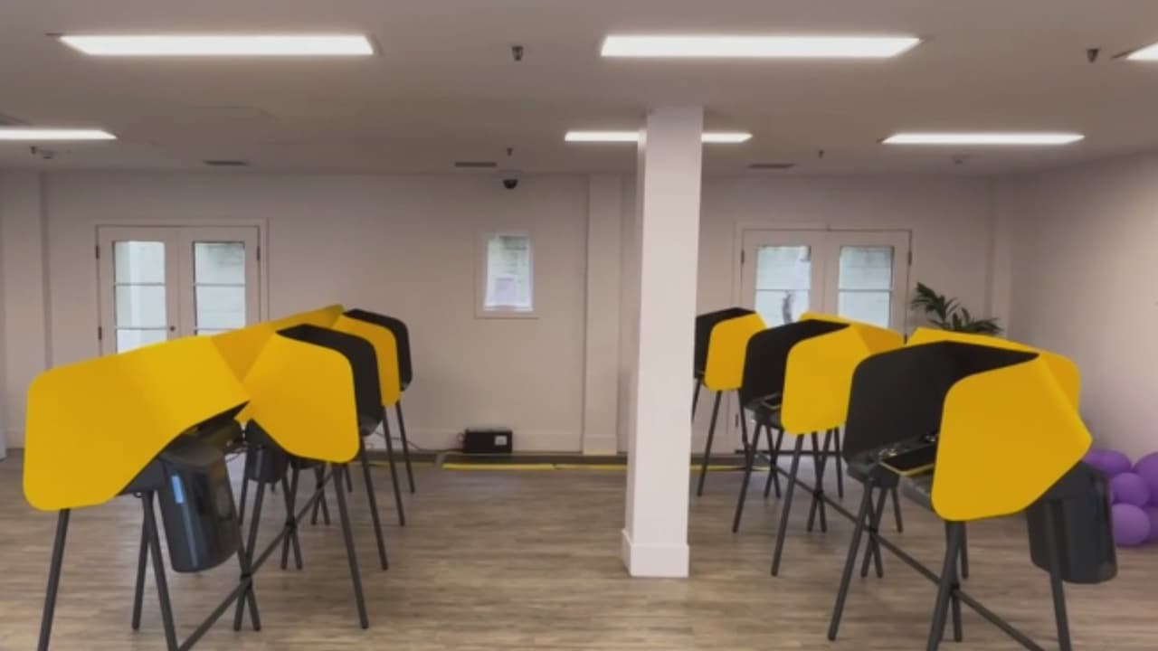 Primer centro de votación para la comunidad transgénero, no binaria y LGBTQ en Los Ángeles