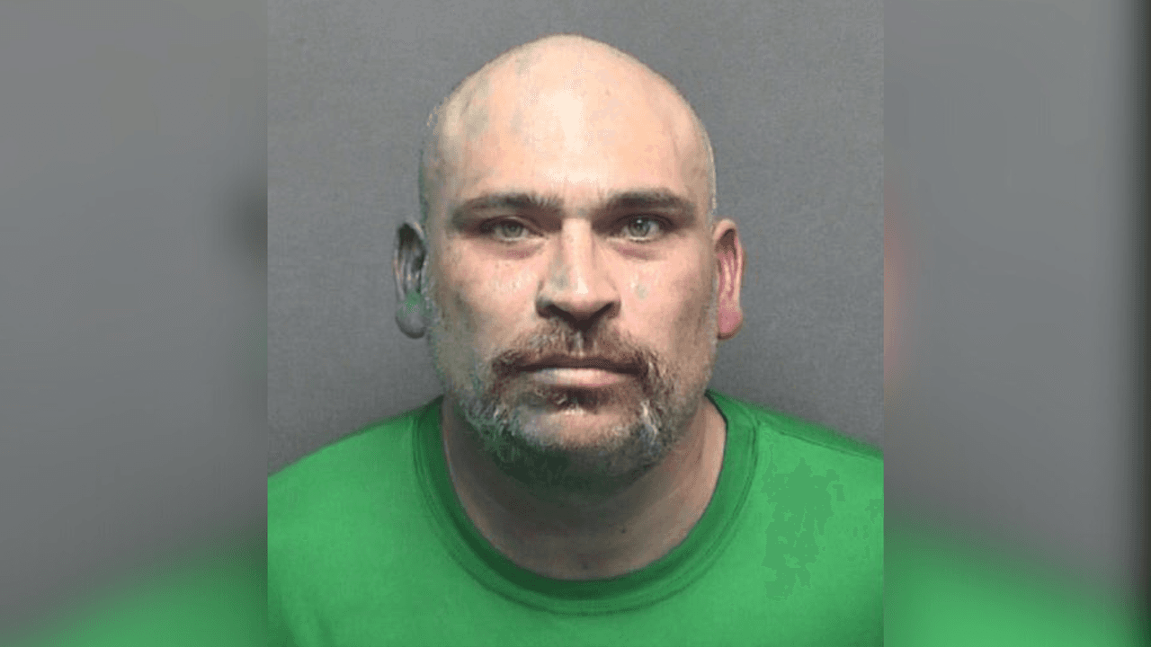 El sospechoso Robert Lee Cadena fue arrestado.