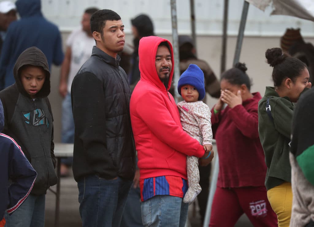 150% crecieron en febrero las aprehensiones de migrantes en la frontera sur: en su mayoría venían en grupos familiares