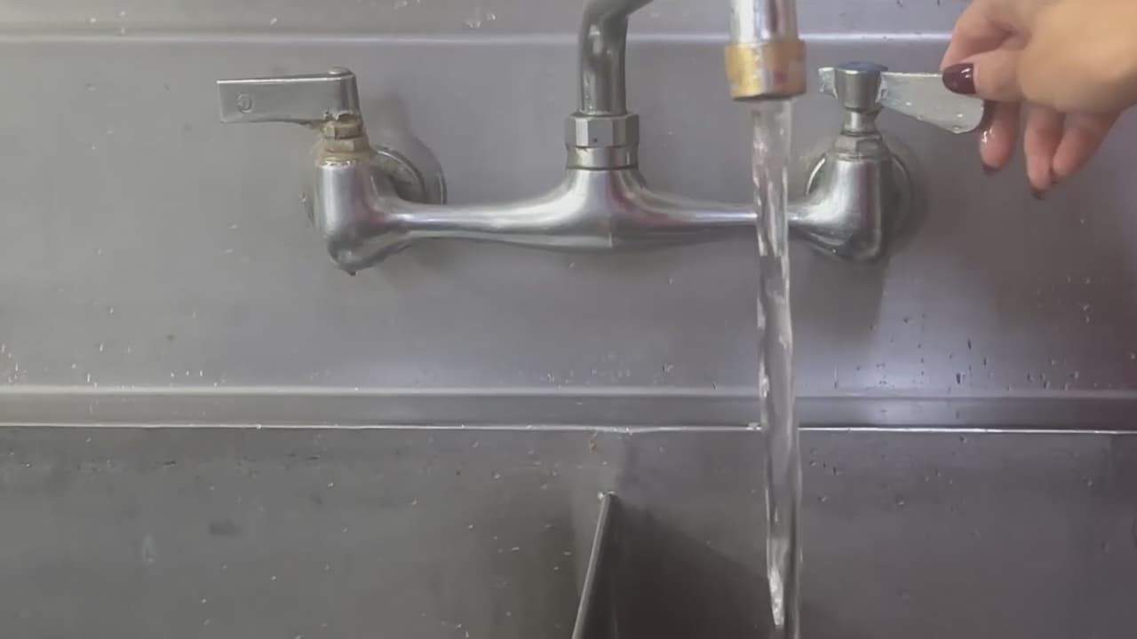 Anuncian un aumento de hasta 14 dólares en las facturas de agua para los residentes de St. Pete