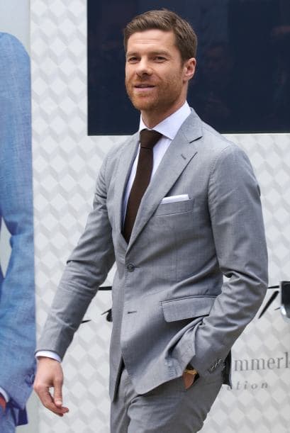 El centro campista es un galán que participa en campañas publicitarias por su gran porte y elegancia, así que sin duda es un papito muy seguido.