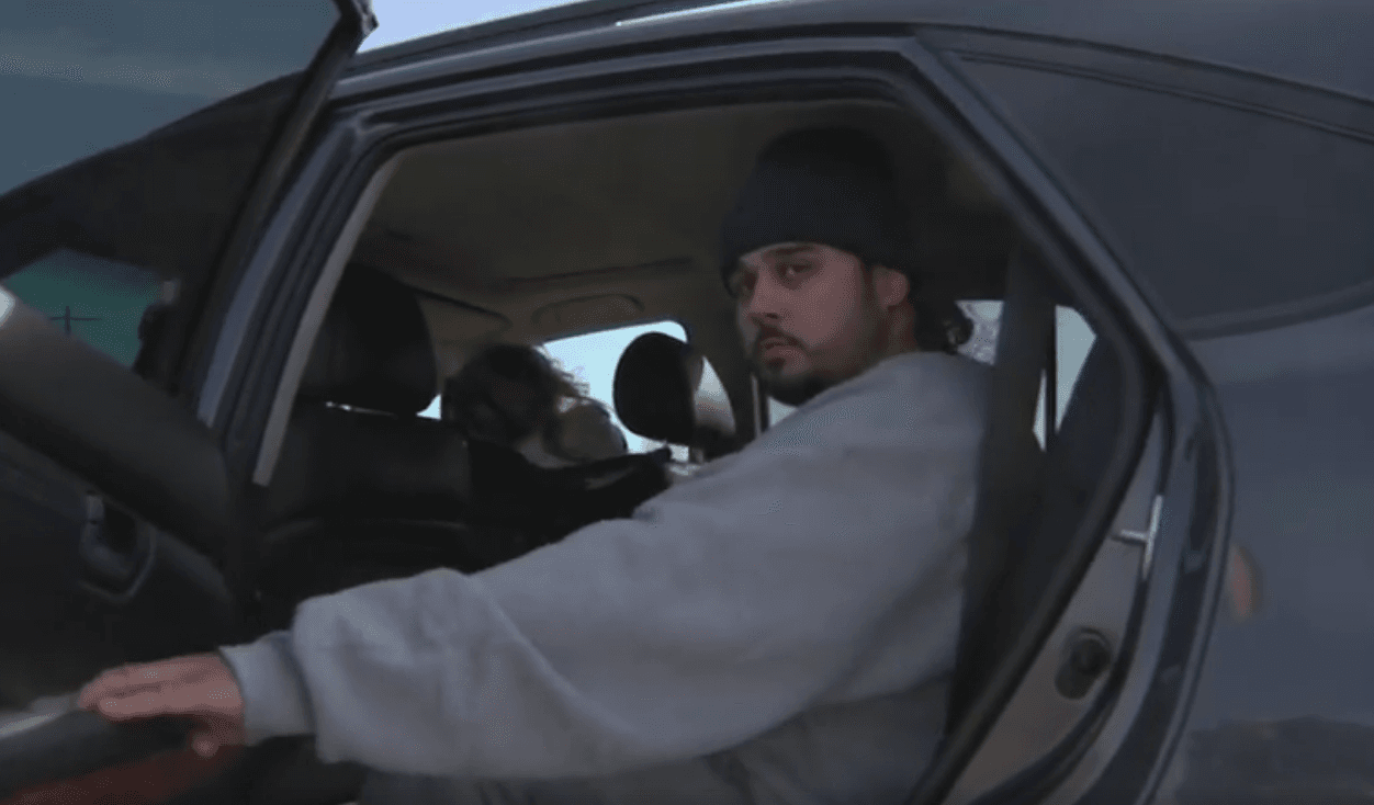 Unos zapatos rebanados evidencian abuso policial y causan la liberación de un preso con dos décadas en la cárcel