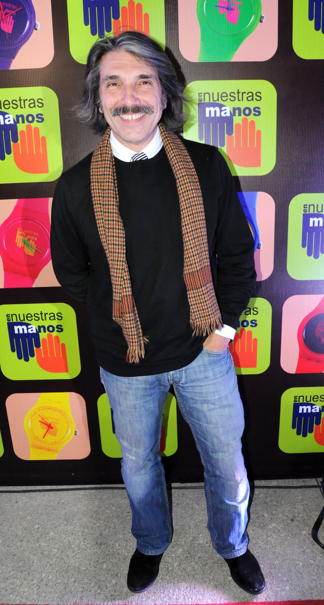 “Hay que volver a la esencia siempre, yo insisto en eso, esa es mi fórmula particularmente, trato de rescatar la esencia de lo que va sucediendo todos los días, porque vivimos transformándonos permanentemente”.