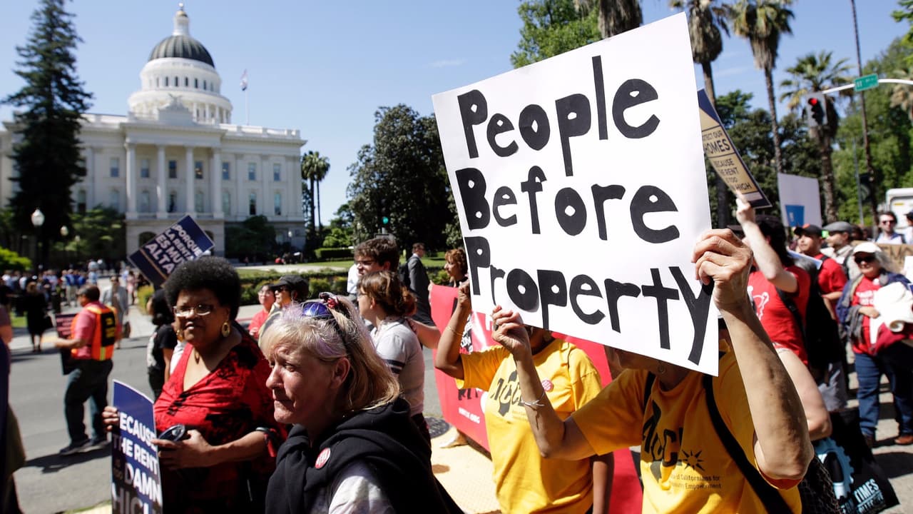 El límite de 5% en los aumentos anuales de renta en California está a un paso de convertirse en ley