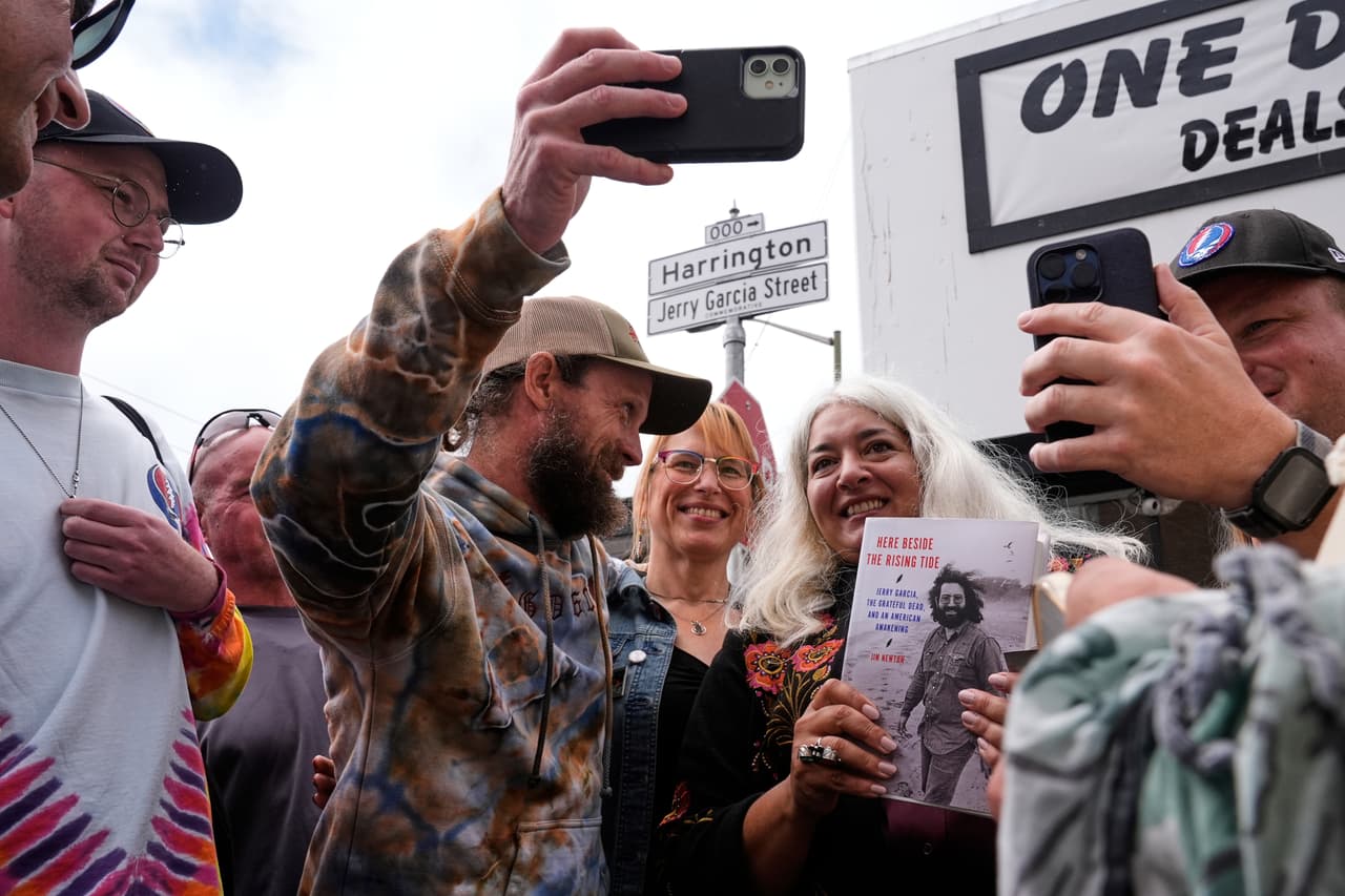 Jerry Garcia, guitarrista de los legendarios Greatful Dead, tiene su calle en San Francisco