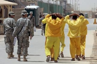 Prisioneros en Irak.