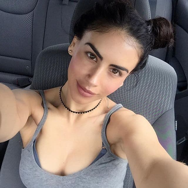 Jessica Cediel nos seduce con su belleza al natural.