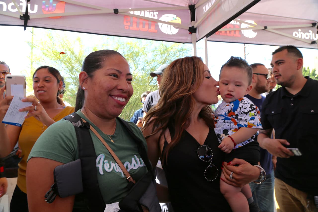Así se divierten los locutores del Free-guey show cuando no están en cabina.