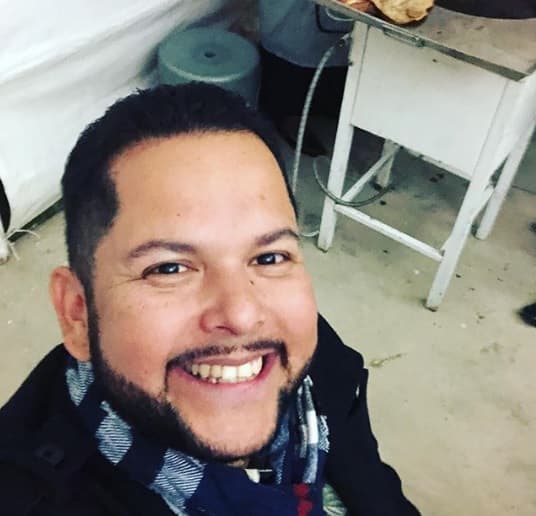 Toño Lizárraga le sugirió que ya no recurra a escándalos para
<b><a href="https://www.univision.com/radio/radio-nacional/las-salidas-mas-sorpresivas-en-las-bandas-de-regional-mexicano-fotos" target="_blank">tener éxito</a></b>, como según él lo hizo al salirse de La Original Banda el Limón y lanzarse como solista.