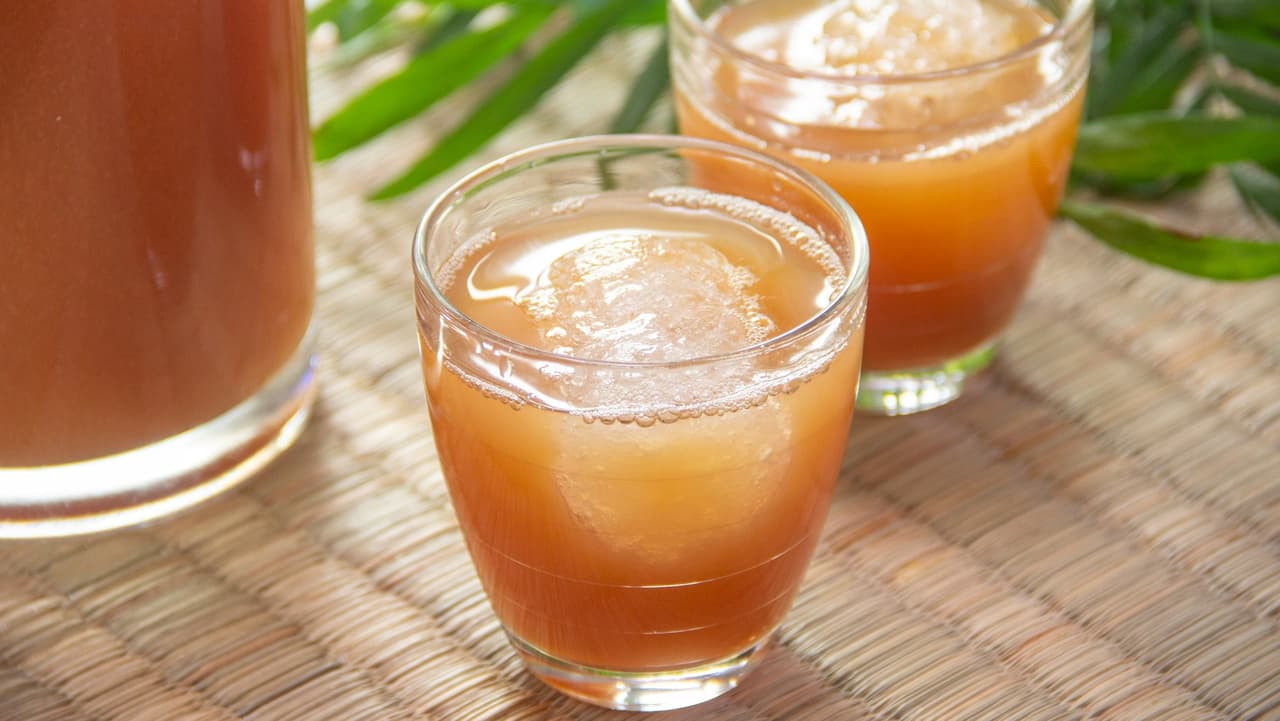 Té helado con piña (sólo 4 ingredientes)