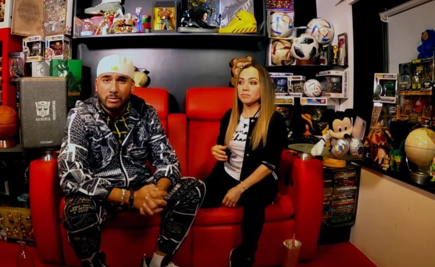 Alex Montiel y su esposa salen a dar la cara ante escándalo de infidelidad.