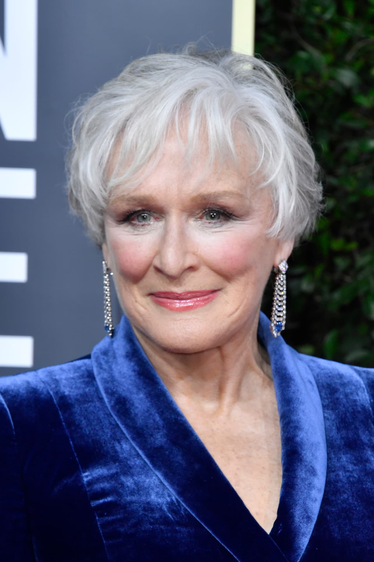 En quinto lugar se ubica 
<b>Glenn Close</b> (1947). La actriz, que fue nominada al Óscar acabando de debutar en el cine con 'The World According to Garp', ya acumula 13 muertes.