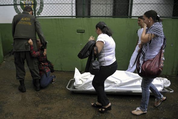 Una investigación del Instituto Popular de Capacitación (IPC) reveló que alrededor de dos mil jóvenes de las zonas populares de la ciudad de Medellín han muerto a causa de la violencia urbana, al menos en los últimos tres años.