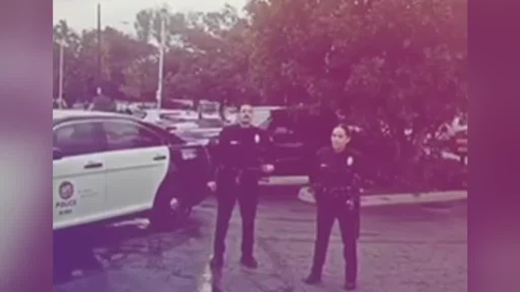 Policía aún no responde por qué retiró la comida en venta para el funeral de Carlos Alberto Bech en Sun Valley