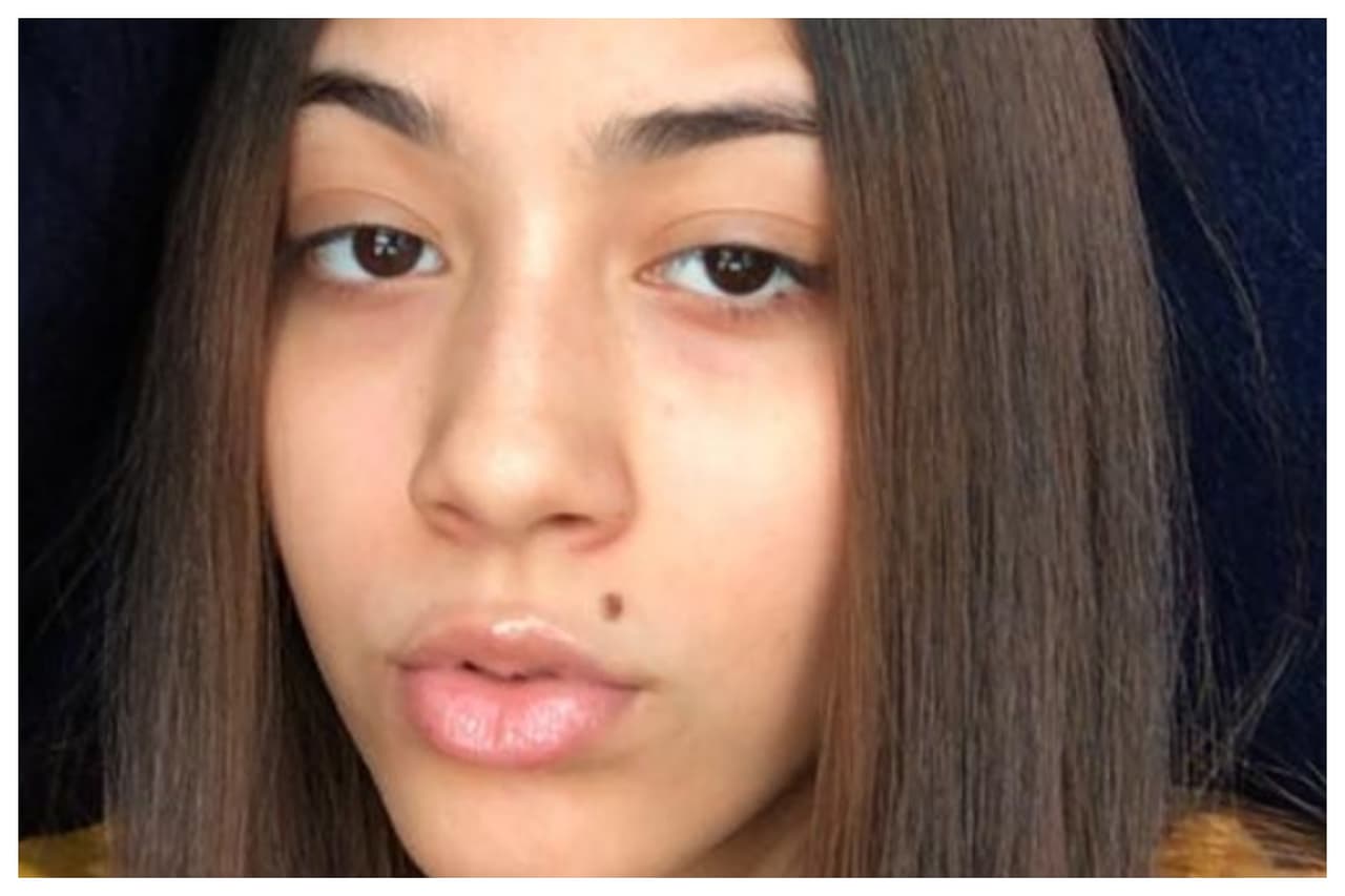 La hermana mayor de los tres hermanos desaparecidos en Staten Island se llama
<b>Zairy Rivera. Tiene 17 años</b>, y vive en Calle Colina 67 - Staten, Island.
<br>