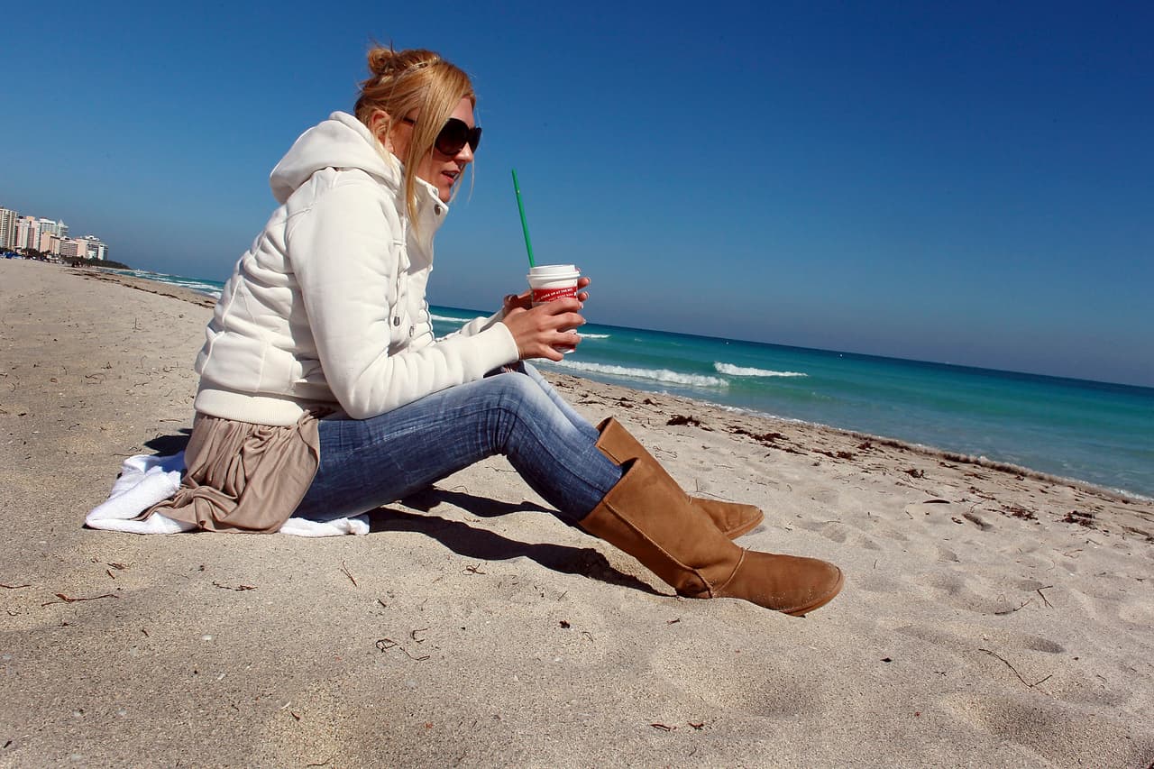 Y el lunes, el pronóstico indica que los residentes de Miami-Dade y Broward se despertarán a uno de los días más fríos de la temporada, con temperaturas que rondarían los 50 y 40 grados Fahrenheit.