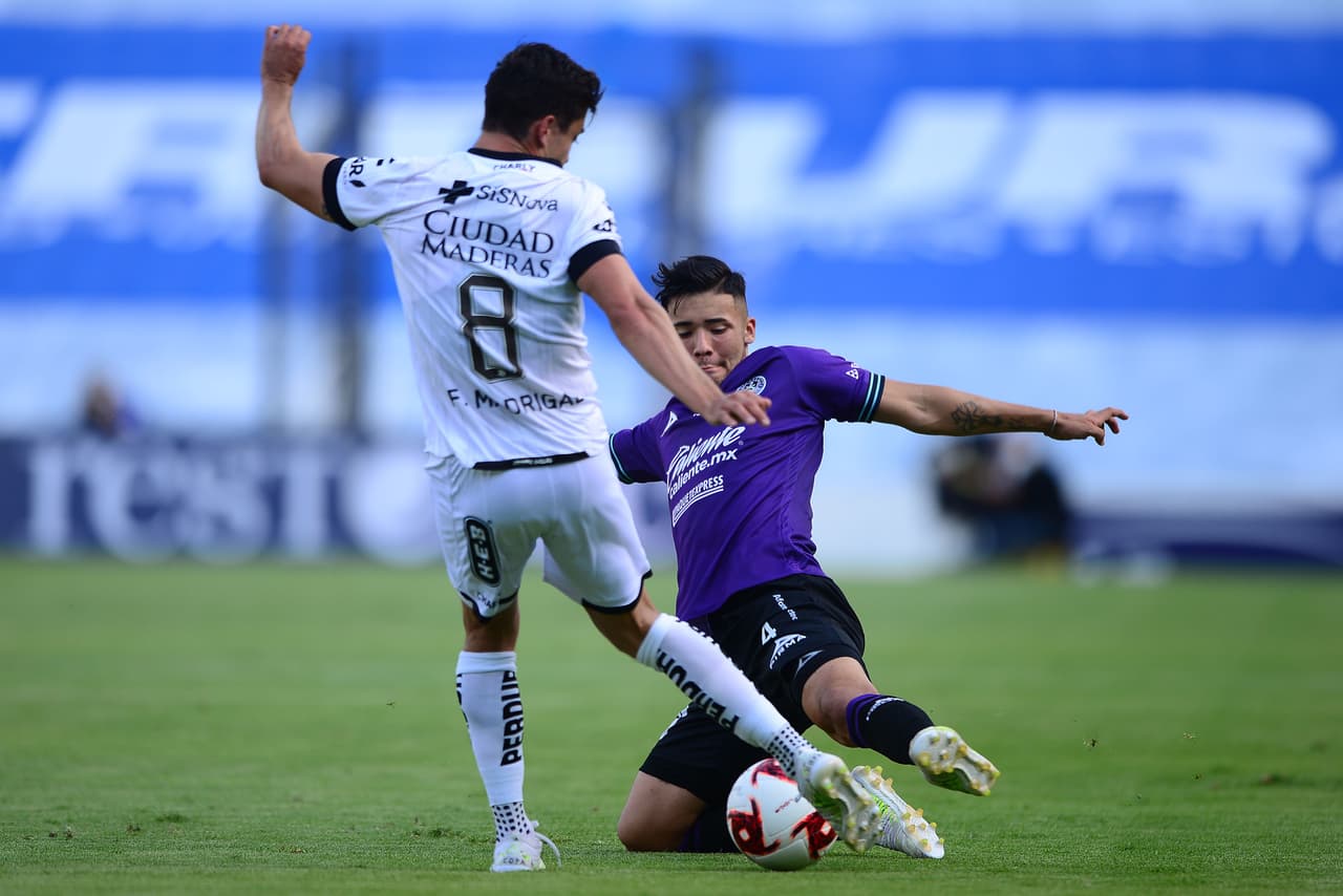 Con goles de Omar Islas y Mario osuna, Queretaro y Mazatlán reparten puntos en la Corregidora y Mazatlán consigue un histórico punto.