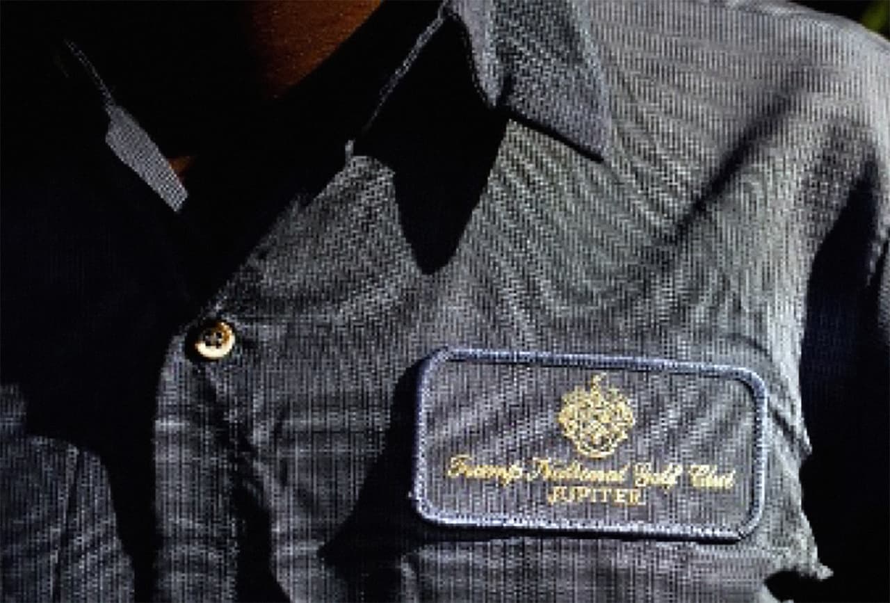 <b>Roberto Carlos Menéndez.</b>
<br>
<b>Trump National Jupiter, Florida.</b>
<br>Menéndez llevaba trabajando cuatro años en el club de la Florida. 
<a href="https://www.univision.com/noticias/inmigracion/el-sigiloso-esfuerzo-para-sacar-a-los-indocumentados-de-los-negocios-trump-evadiendo-toda-responsabilidad">En marzo, según le contó a The New York Times</a>, le dijeron que solo los trabajadores con papeles legales podían continuar laborando en el club.