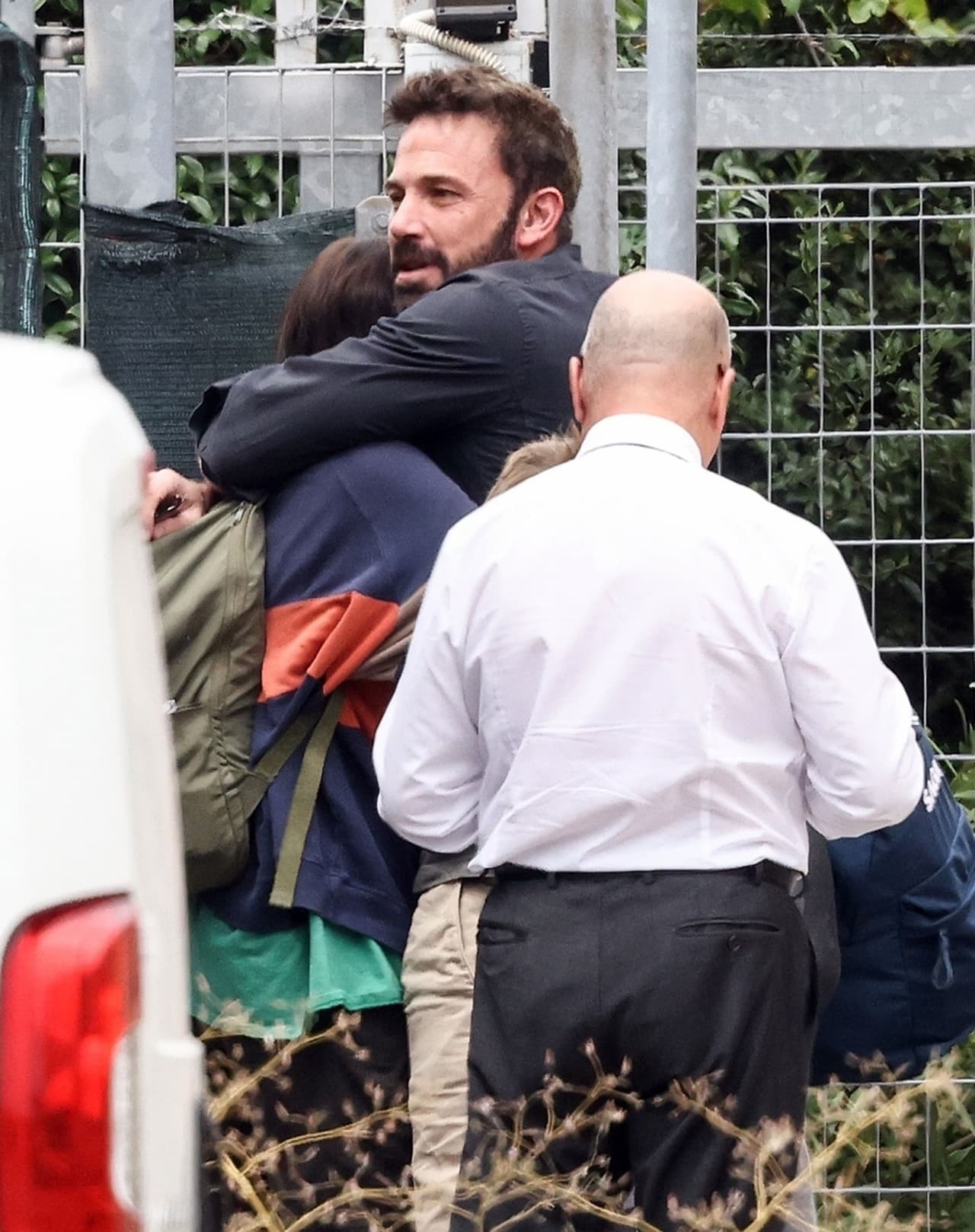 El protagonista de películas como 'The tender bar' y 'Armageddon' tuvo el mismo gesto amoroso con Seraphina, de 14 años. 
<br>