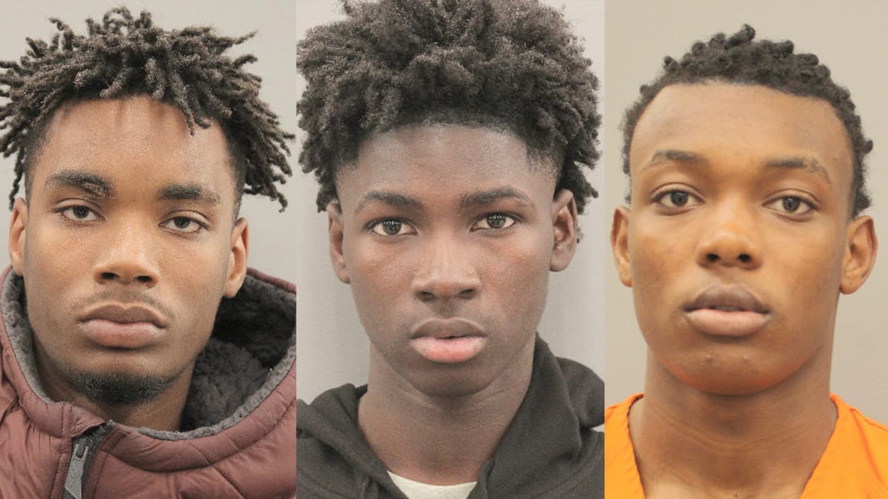 Lo que se sabe de los tres jóvenes acusados de un robo que provocó el cierre de una escuela en Texas