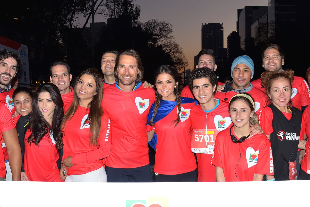 El argentino asegura que tiene muchos proyectos en puerta, "con la empresa vienen proyectos, hay muchos proyectos más, la carrera del actor, por suerte, tiene mucha variedad, no es que me quede esperando en casa".
