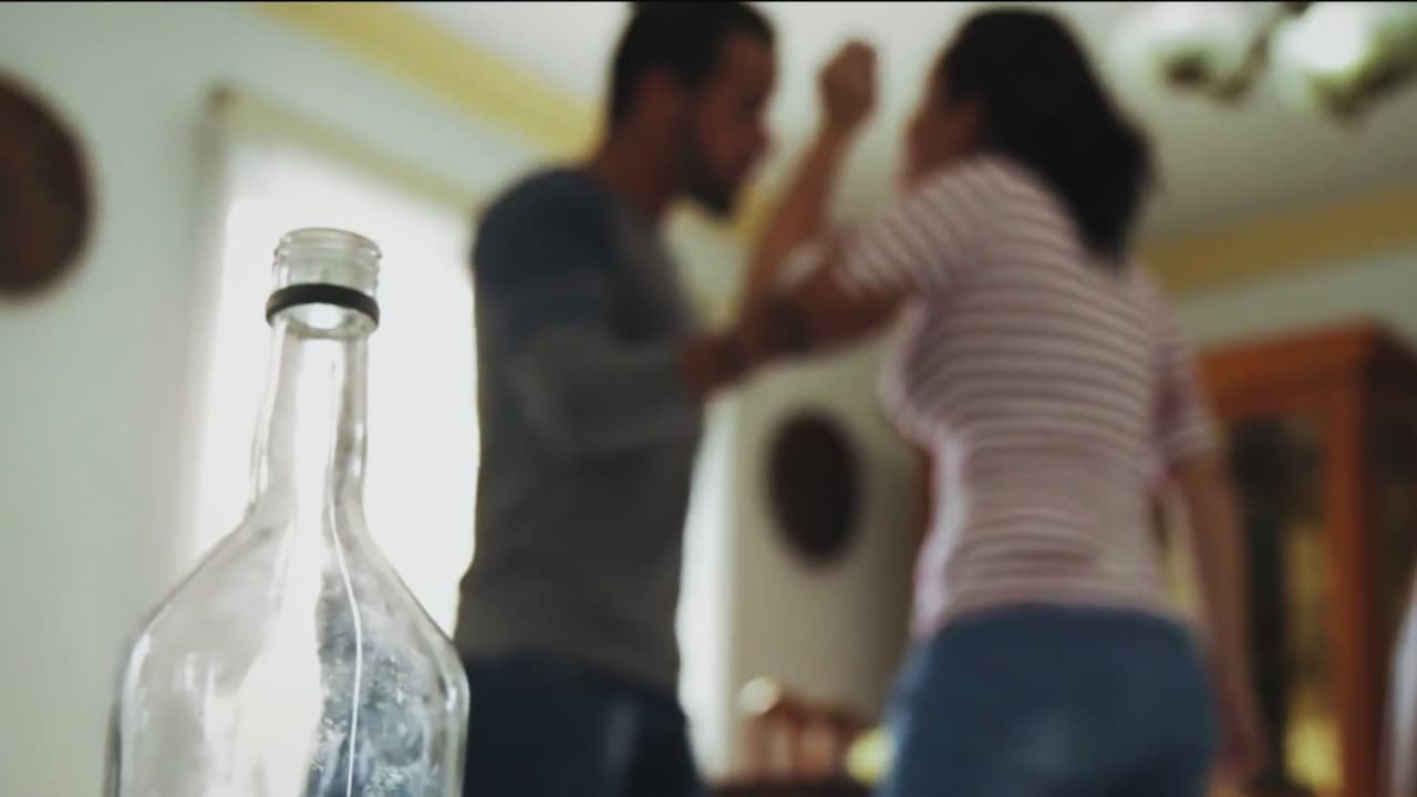 Hombre es acusado de violencia doméstica tras lesionar a una mujer y a un bebé en el condado de Salt Lake