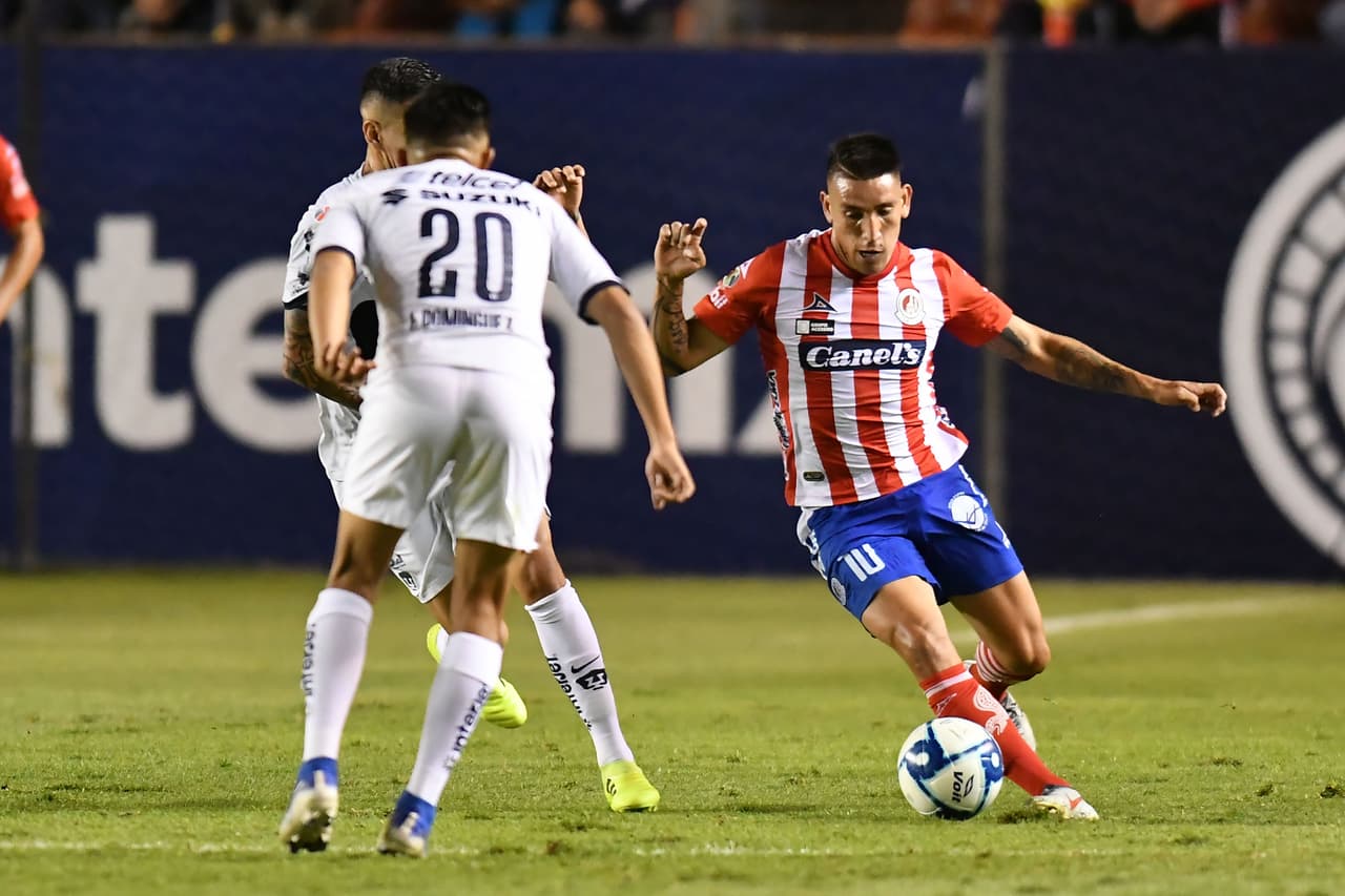 Ricardo Centurión con el Atlético de San Luis en el Apertura 2019.