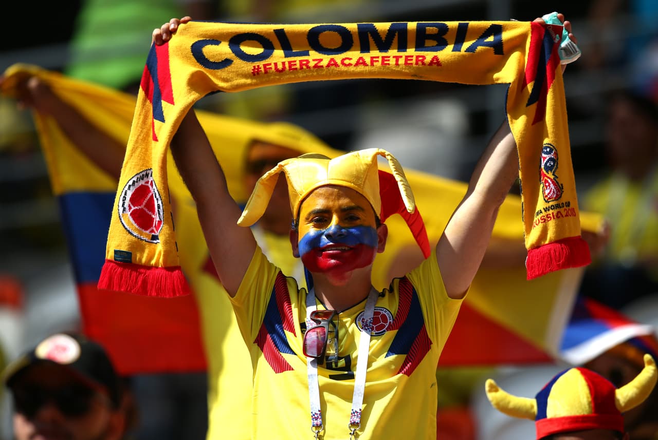 El colorido de la fiesta entre los fanáticos de Colombia y Japón son una expresión de la unidad del fútbol en el arranque del grupo H del Mundial de Rusia 2018.