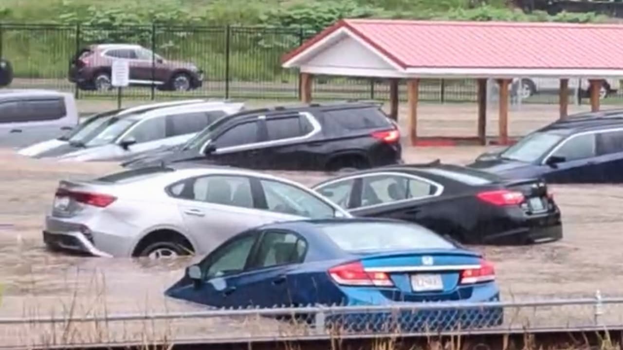 Inundaciones en el DMV: un niño muere arrastrado; alumnos son evacuados en lanchas