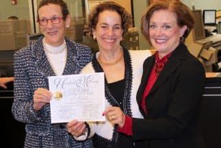 Sarah Goodfriend y Suzanne Bryant se convirtieron este jueves en la primera pareja homosexual en contraer matrimonio en Texas.