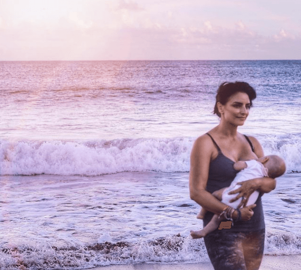 Rompiendo los tabúes, la actriz mexicana compartió más de una fotografía en donde muestra su experiencia con la lactancia. En agosto de 2018 publicó una imagen en la playa y con Kai en sus brazos.