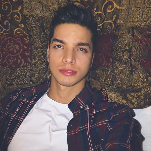 Hace poco lazó su sencillo ‘Quiero tus besos’.