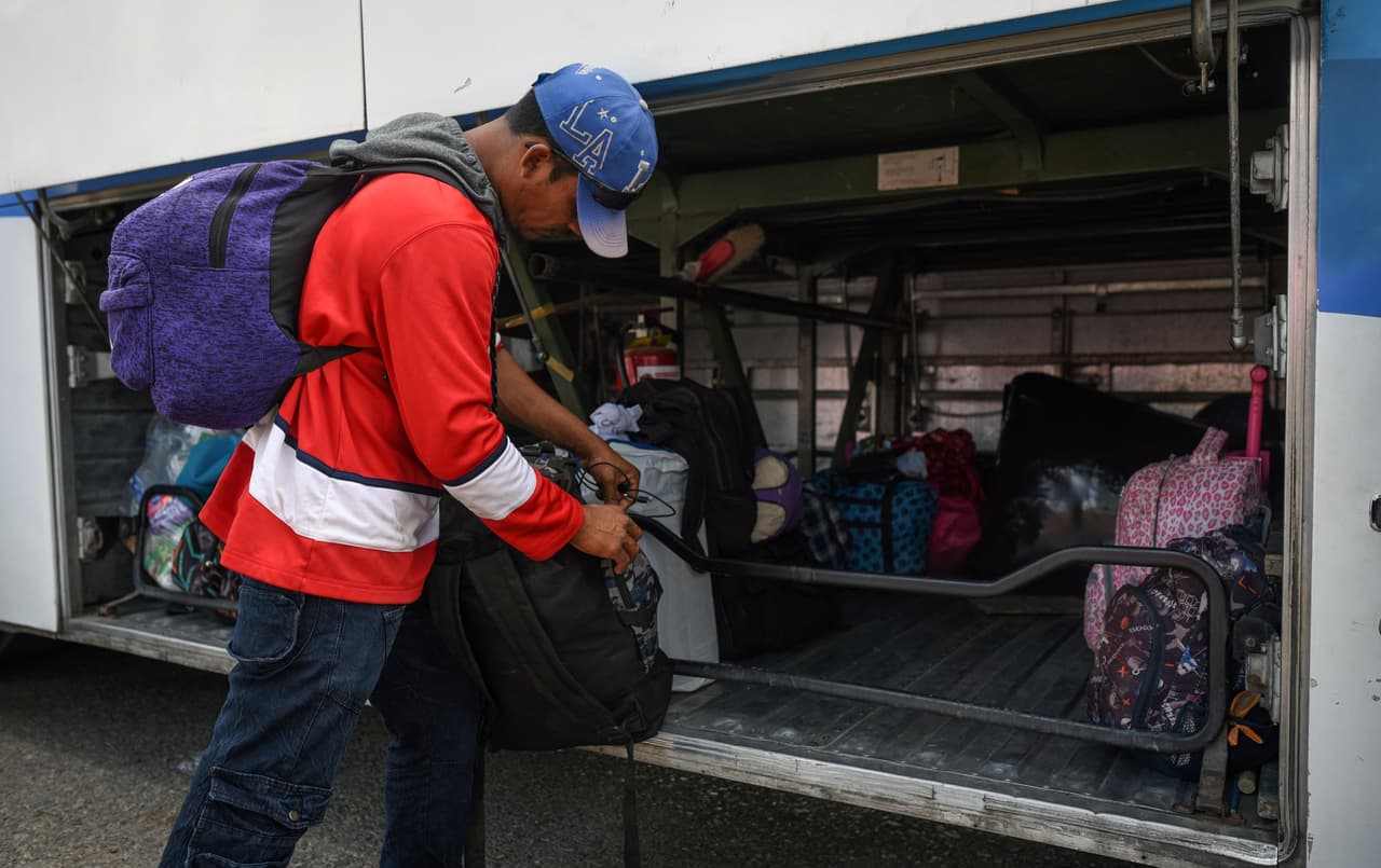 La caravana migrante retoma su marcha para concluir en Ciudad de México 