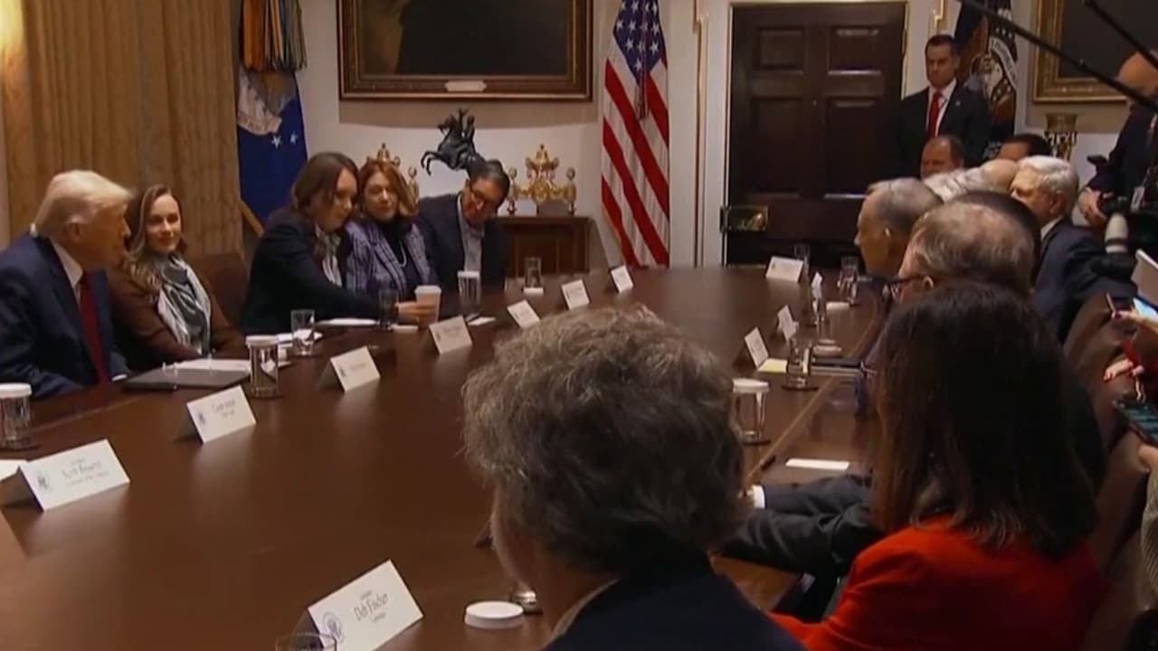 Veto de Trump a medios de comunicación: Organizaciones defensoras de la libertad de prensa alzan la voz ante restricción