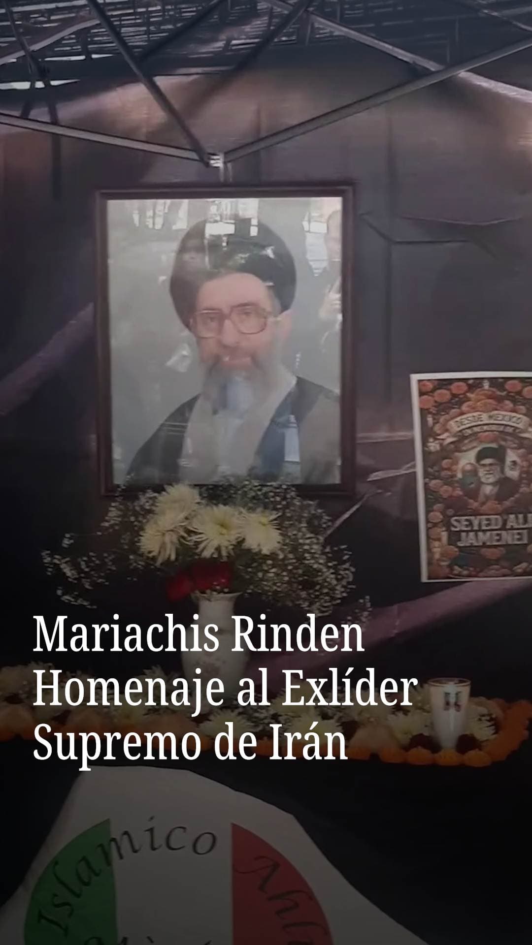 Mariachis rinden homenaje al exlíder supremo de Irán