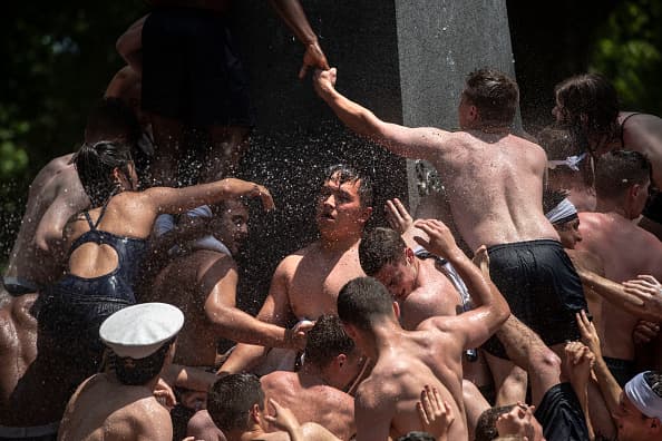 A los cadetes del primer año de la Academia Naval de Estados Unidos se les denomina 'plebe'.