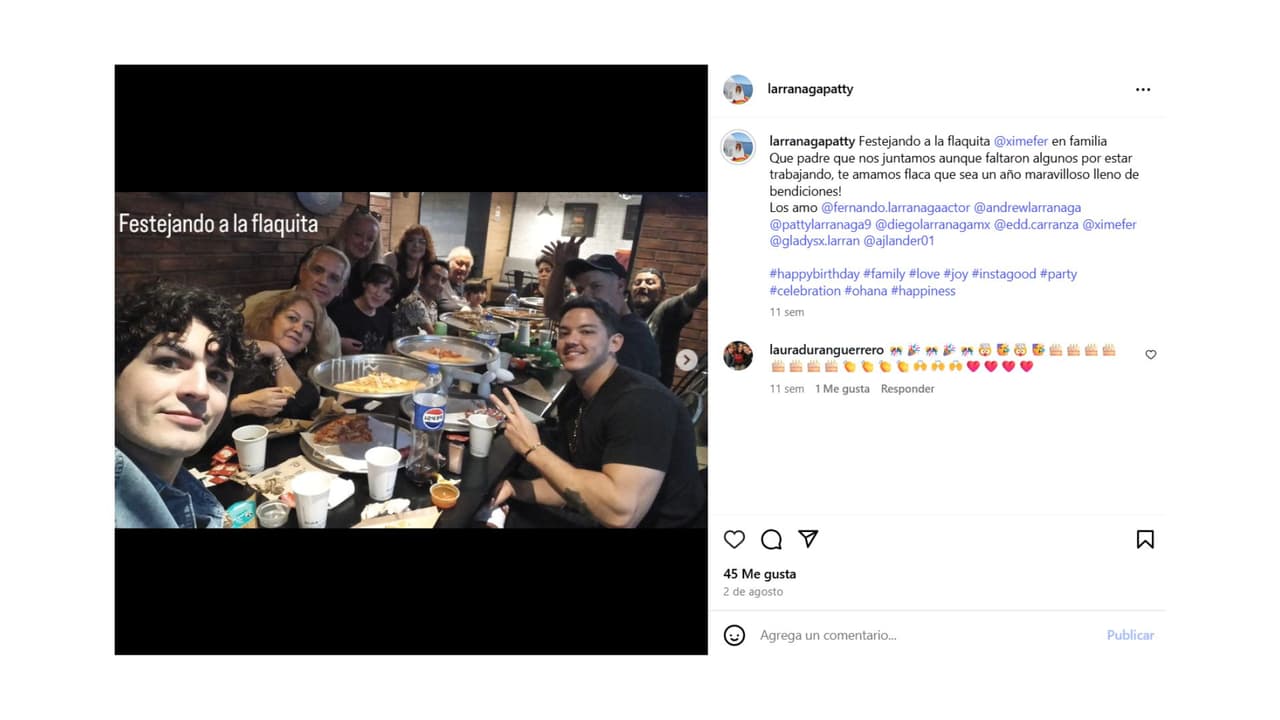 Alejandro Landero con su familia política.