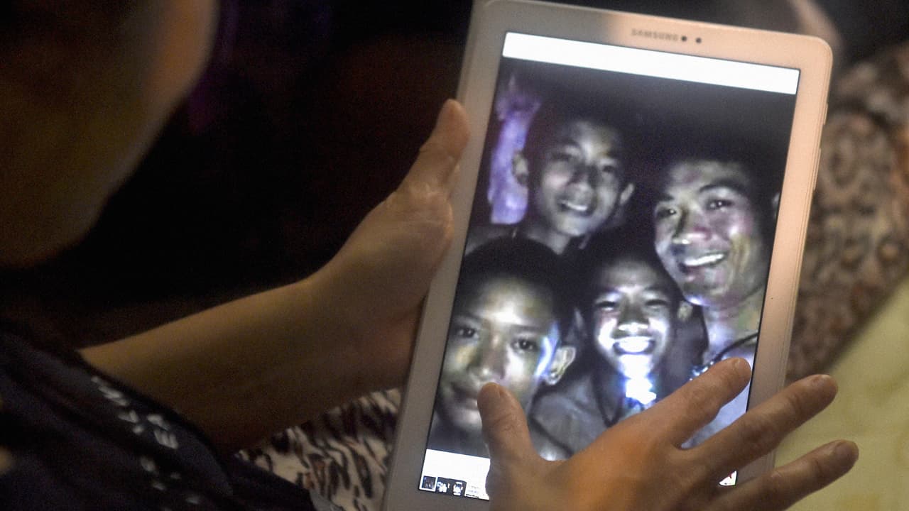 Meses atrapados, pánico a la oscuridad o encontrar trajes de buzo pequeños: las variables del rescate de los niños en la cueva de Tailandia