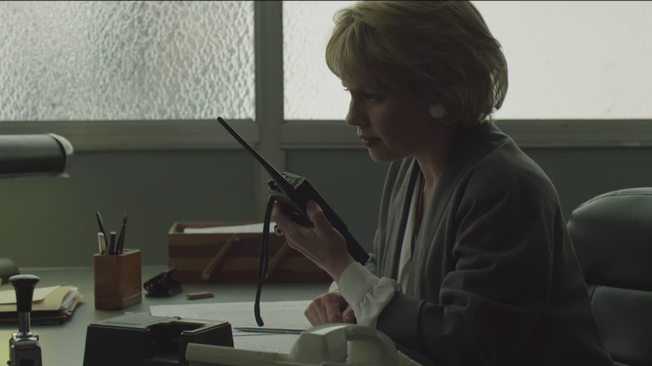 'La licenciada' descubrió a tiempo la fuga que '
<b><a href="http://www.univision.com/series/el-chapo/">El Chapo</a></b>' planeaba a hacer por medio de los camiones que dejaban la comida dentro del penal, pues intervino todas las líneas y se lo hizo saber.