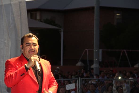 El popular Conjunto Primavera cerró con broche de oro la gran celebración del Latin Grammy Street Party en Phoenix, donde cientos de personas se congregaron desde muy temprano para escucharlos y cantar con ellos.