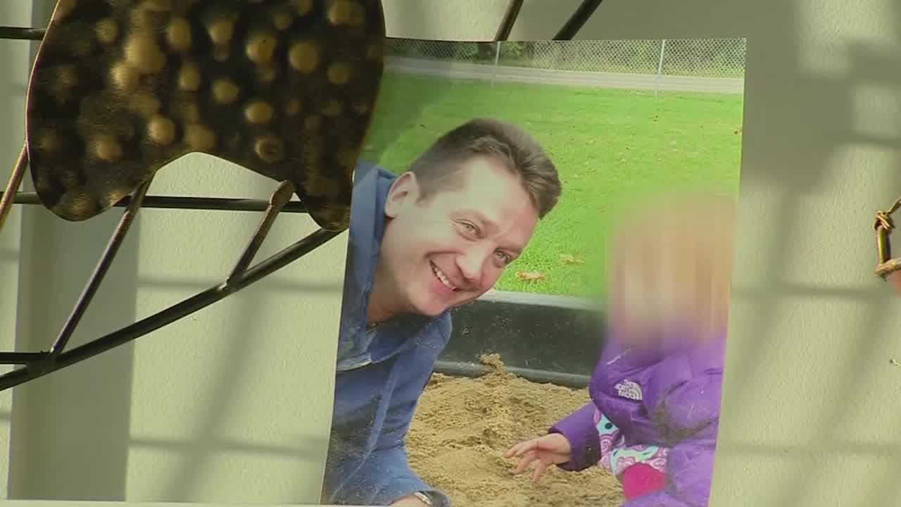 Médico inmigrante polaco es detenido por ICE tras casi 40 años viviendo en EEUU 