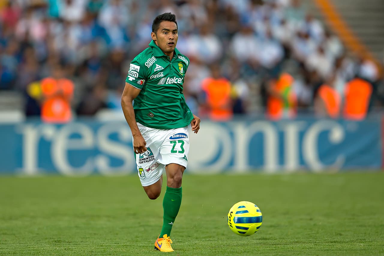 'Gallito' Vázquez ya es jugador de Chivas