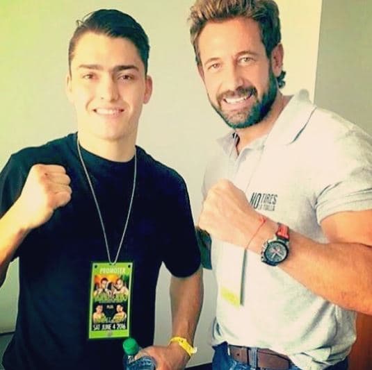 En este mismo contexto, Gabriel Soto acentuó que, contrario a lo que indicó la mamá de Geraldine Bazán, él sí paga ciertos gastos de la actriz de 36 años.