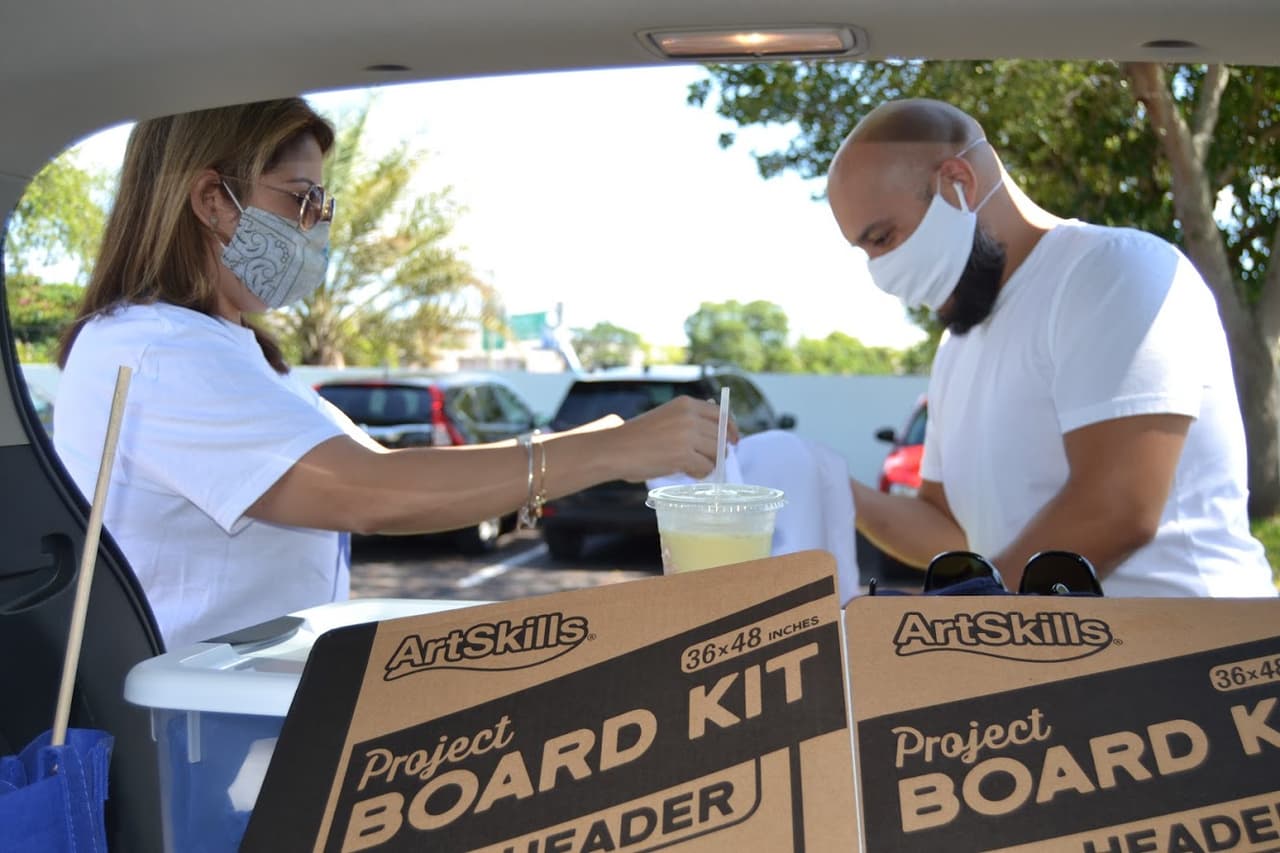 11 Hispanic Star Hubs ubicados en varias ciudades del país trabajan junto a organizaciones locales para detectar cuáles son las necesidades reales de cada comunidad.