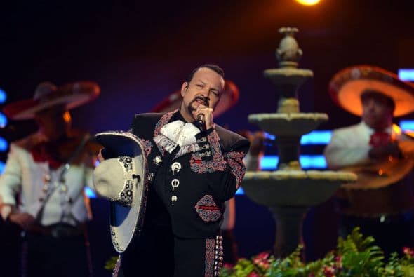 El mexicano interpretó "Cuando te debo".