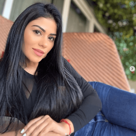 La modelo 
<b><a href="https://www.univision.com/entretenimiento/asi-fue-la-boda-de-nicky-jam-fotos">Angélica Cruz estuvo casada durante un año y medio con el reggaetonero Nicky Jam</a>.</b> En agosto de 2018, y de la forma más discreta, la pareja firmó su divorcio.