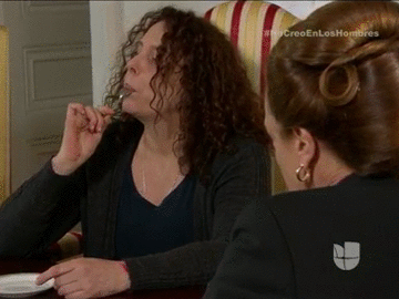 Pobre Úrsula lo más seguro es que mando a tirar esas piezas de su vajilla.