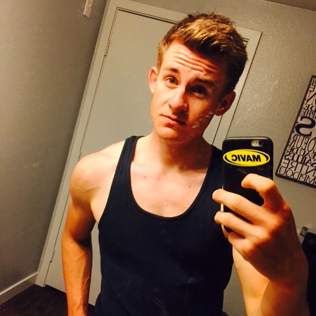 Lamkin planea graduarse en Negocios en la primavera del 2016.